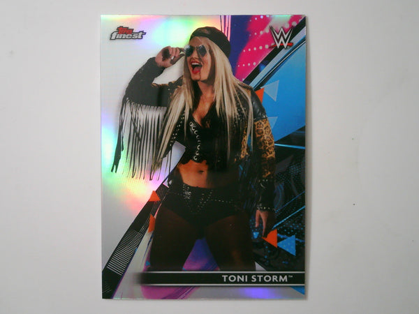 2021 Topps Finest WWE Refractor #73 Toni Storm