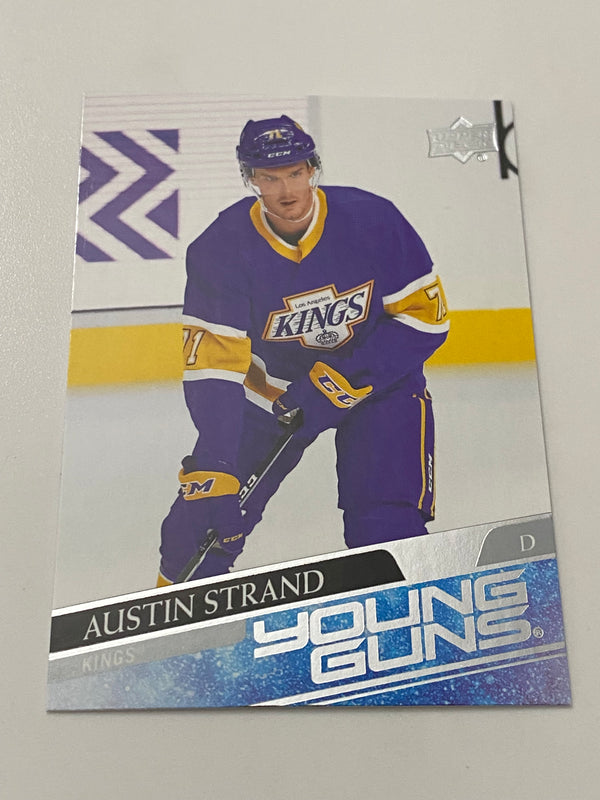 2020-21 Upper Deck Young Guns #722 Austin Strand RC